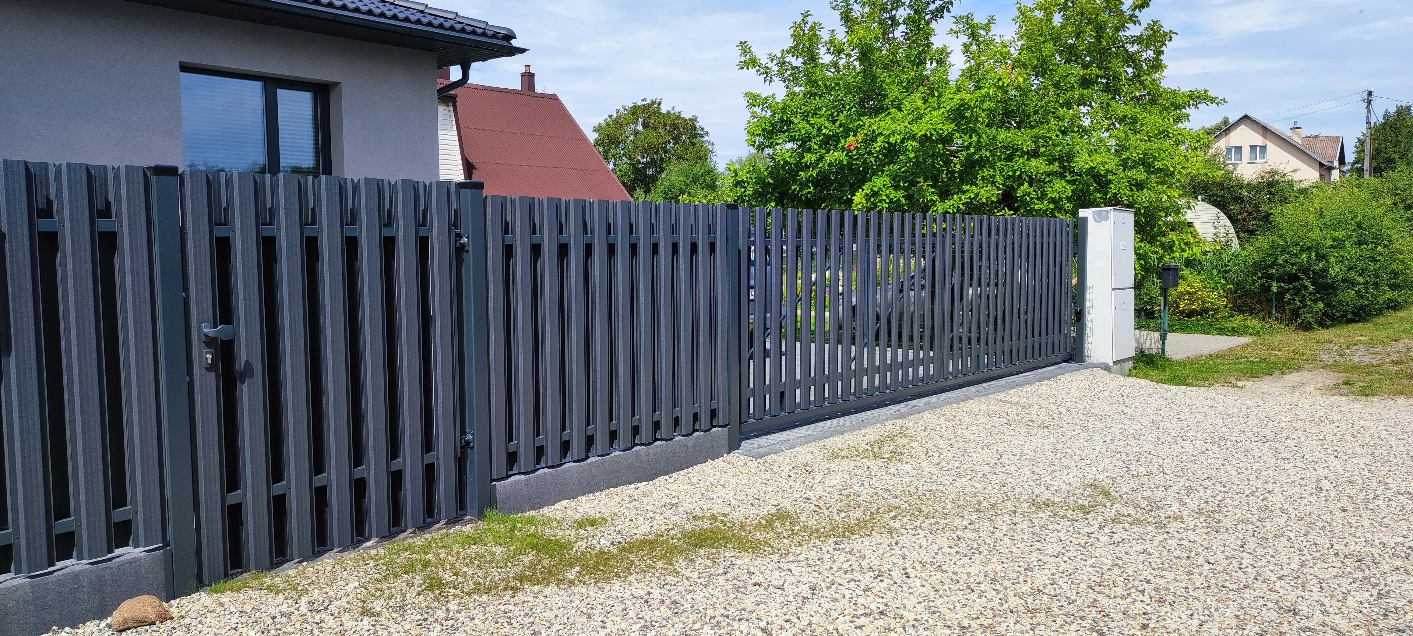 Modernios metalinės tvoros — Ironix