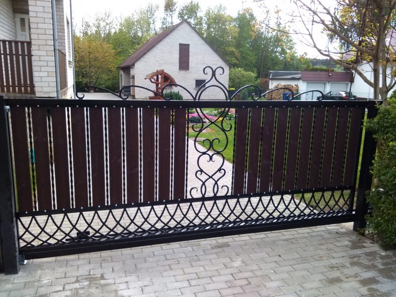 Individualus metalinės tvoros sprendimas — Ironix, Panevėžys